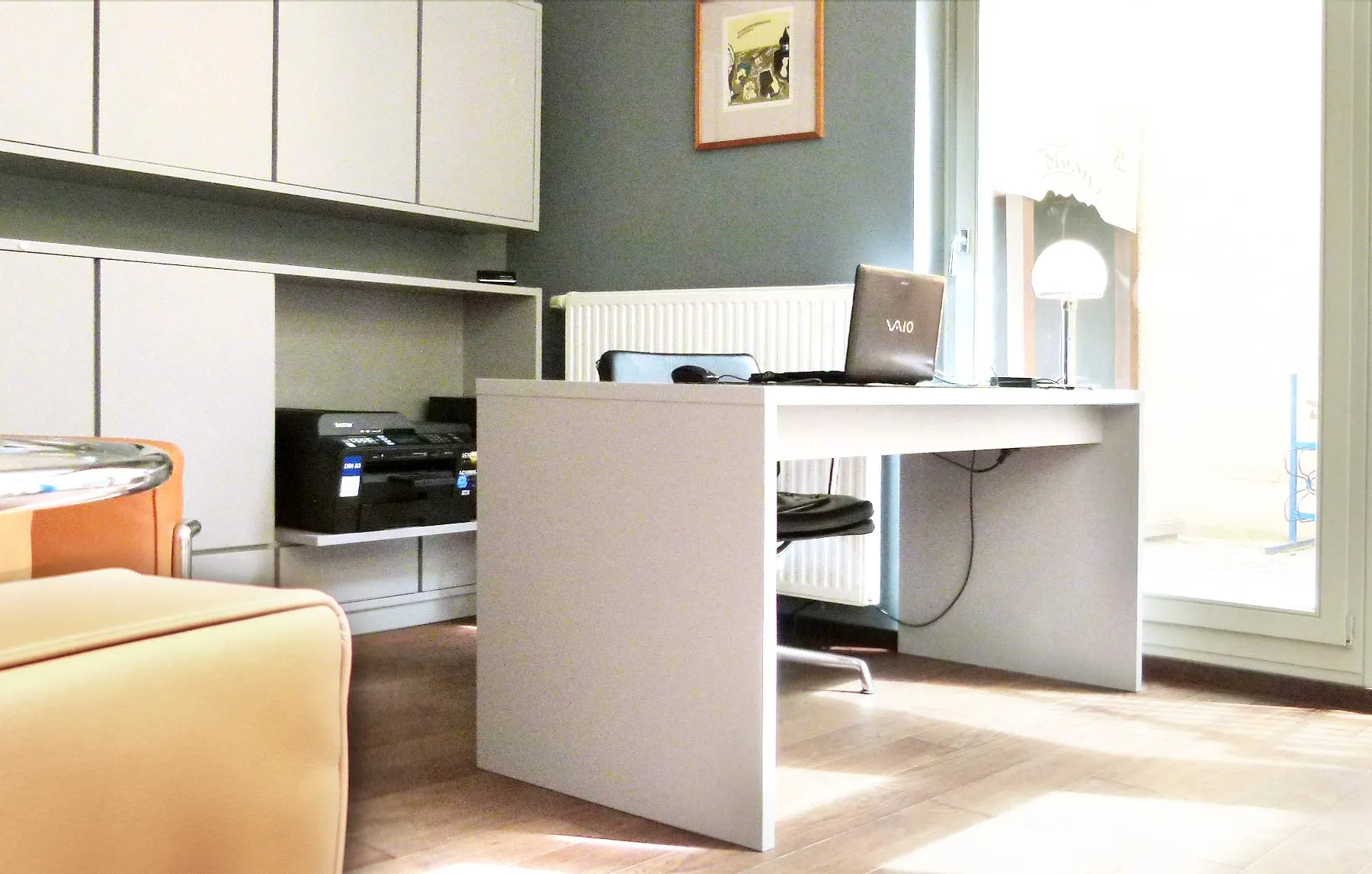 Officedesign-meroplan-Weimar_Innenansicht_Möbeldesign-Einbauten_1